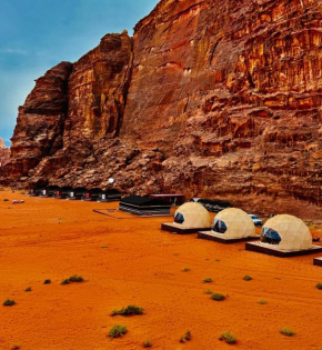 Wadi rum Bubble Camp & tour